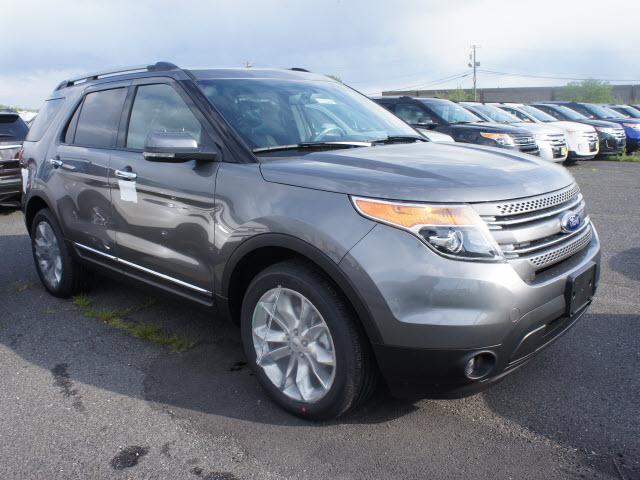 Photo of 2013 Ford Explorer