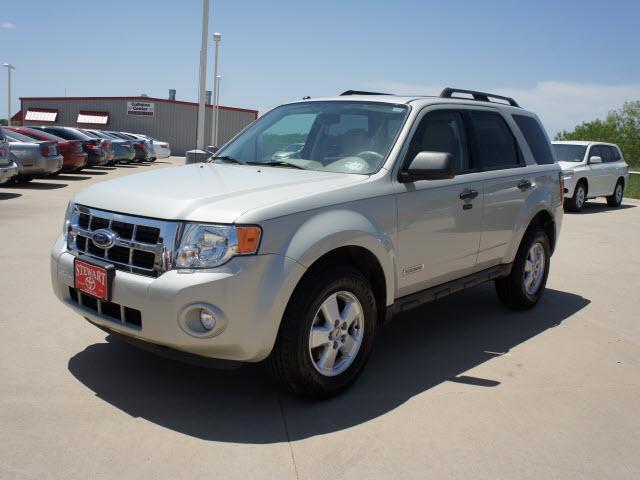 Photo of 2008 Ford Escape