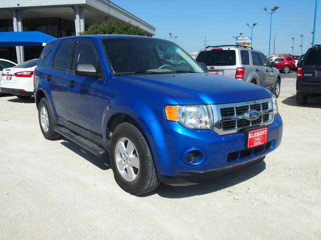 Photo of 2011 Ford Escape