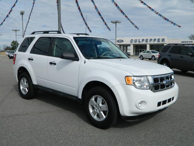 Photo of 2010 Ford Escape