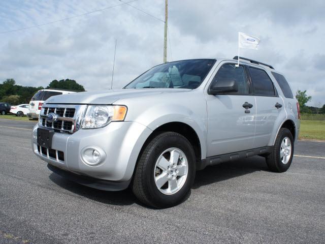 Photo of 2010 Ford Escape