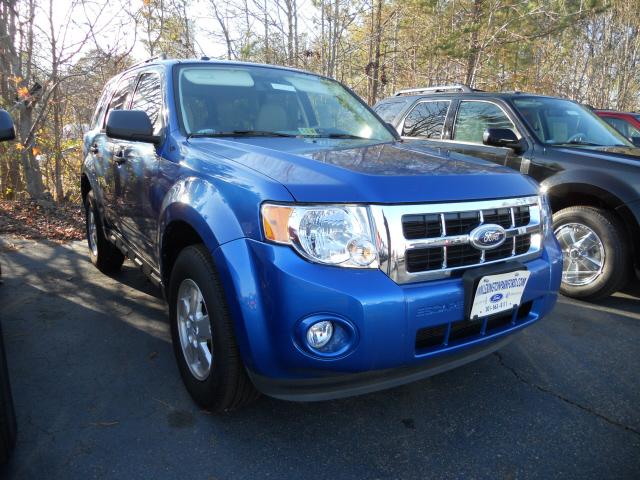 Photo of 2011 Ford Escape