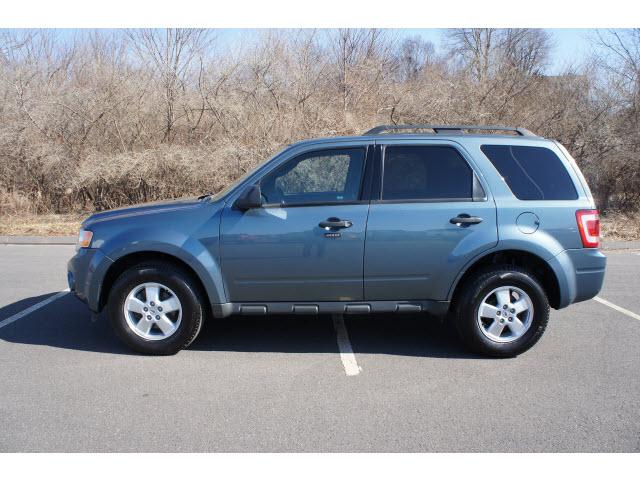 Photo of 2010 Ford Escape