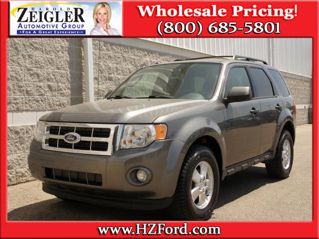 Photo of 2011 Ford Escape