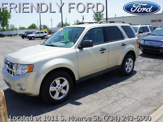Photo of 2010 Ford Escape