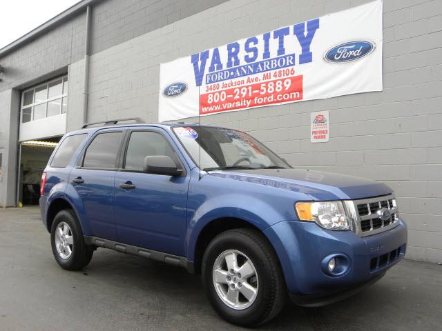 Photo of 2010 Ford Escape