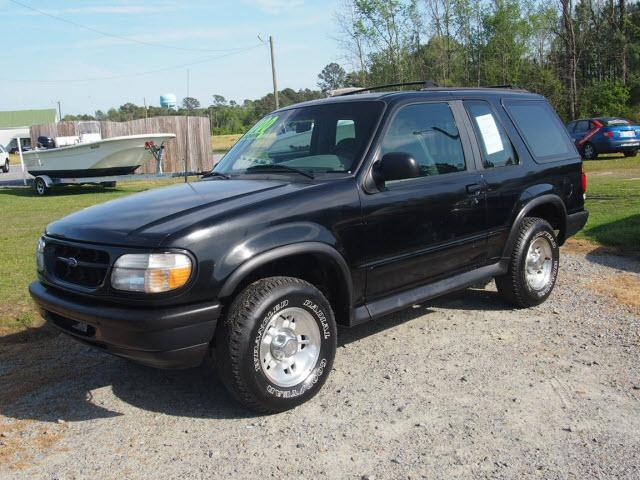 Photo of 1997 Ford Explorer