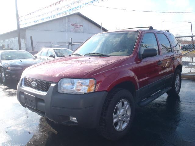 Photo of 2004 Ford Escape
