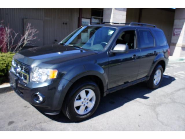 Photo of 2009 Ford Escape