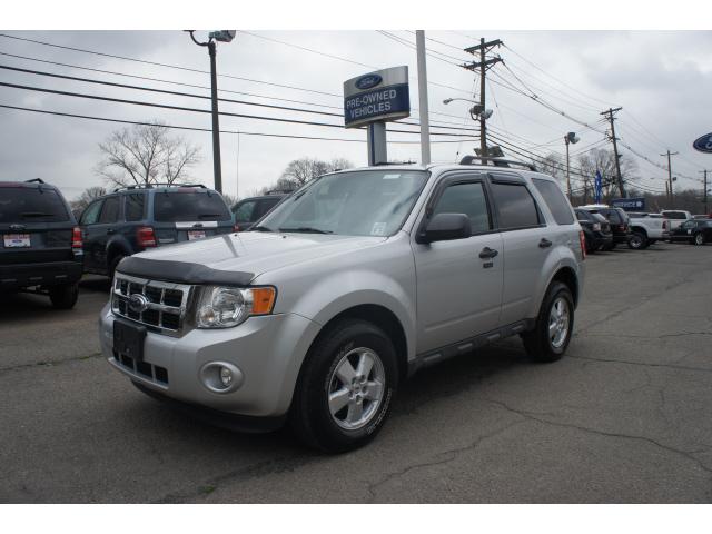 Photo of 2009 Ford Escape