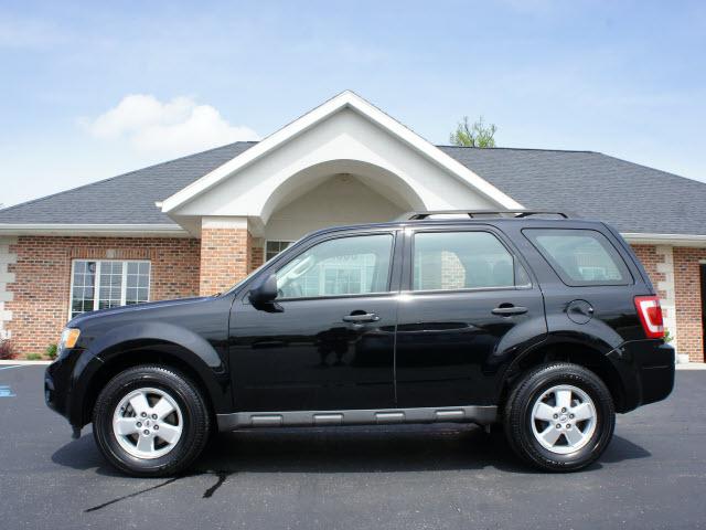 Photo of 2010 Ford Escape