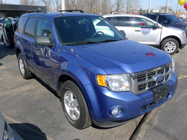 Photo of 2010 Ford Escape