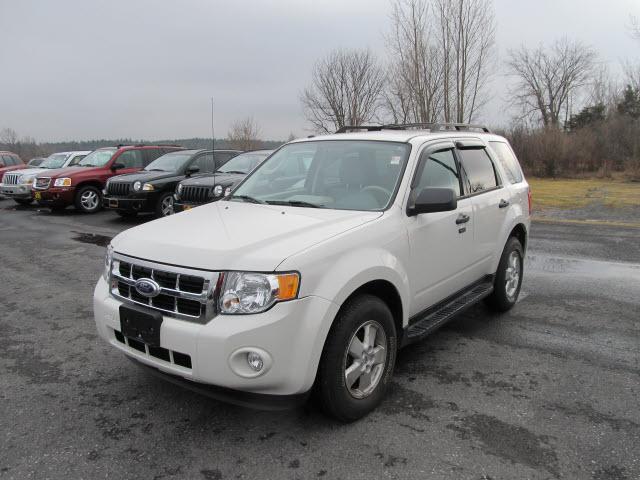 Photo of 2010 Ford Escape
