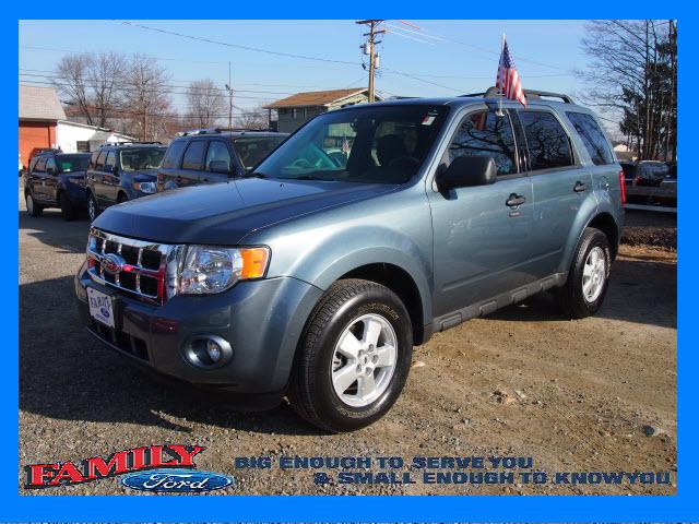 Photo of 2010 Ford Escape