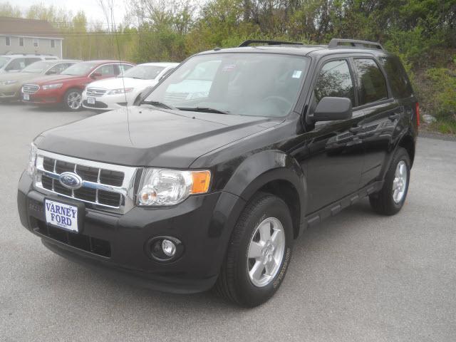 Photo of 2011 Ford Escape