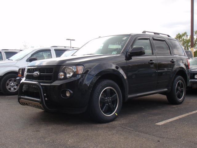 Photo of 2010 Ford Escape