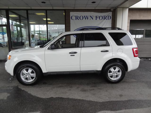 Photo of 2011 Ford Escape