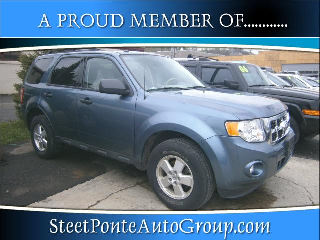 Photo of 2011 Ford Escape