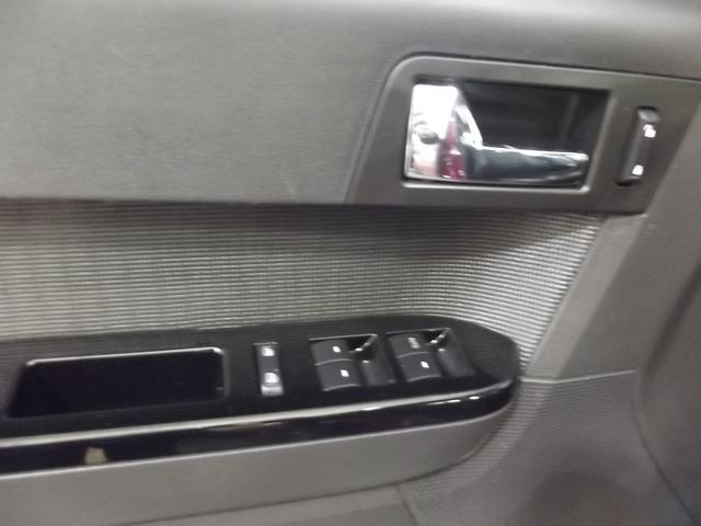 Photo of 2010 Ford Escape