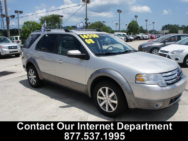Photo of 2008 Ford Taurus X