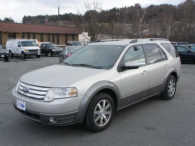 Photo of 2008 Ford Taurus X