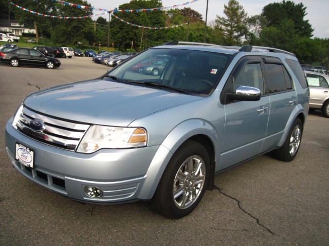 Photo of 2008 Ford Taurus X