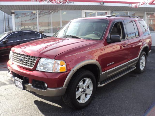 Photo of 2004 Ford Explorer