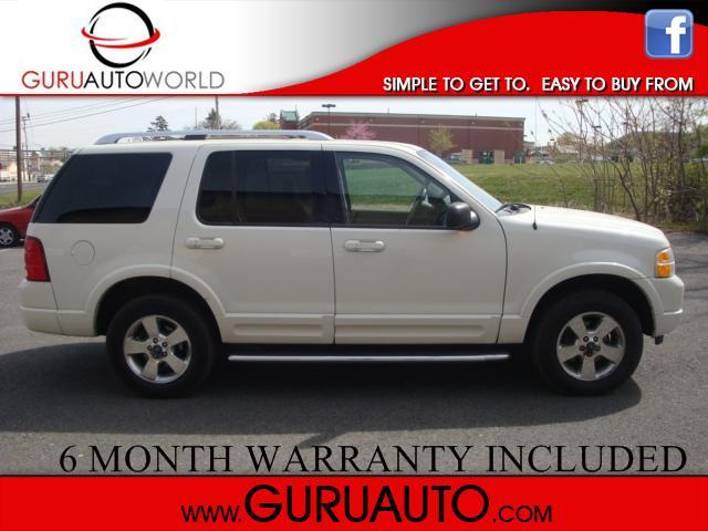 Photo of 2004 Ford Explorer