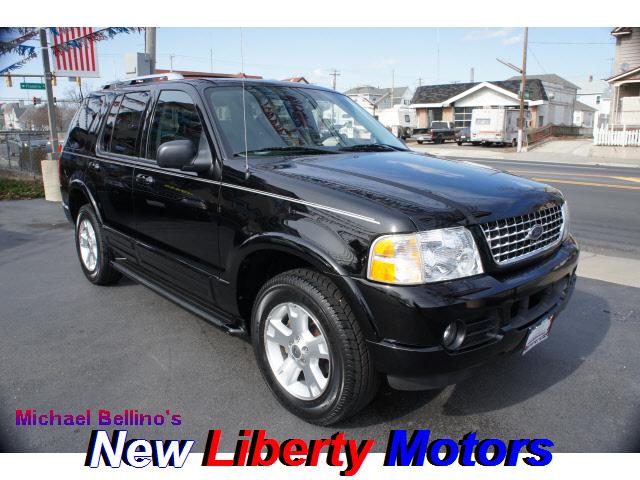 Photo of 2003 Ford Explorer