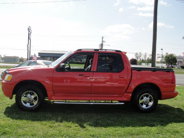 Photo of 2004 Ford Explorer Sport Trac