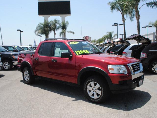 Photo of 2007 Ford Explorer Sport Trac