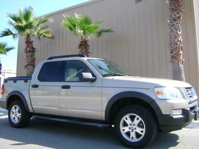 Photo of 2007 Ford Explorer Sport Trac