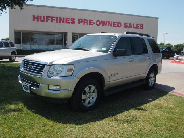 Photo of 2008 Ford Explorer