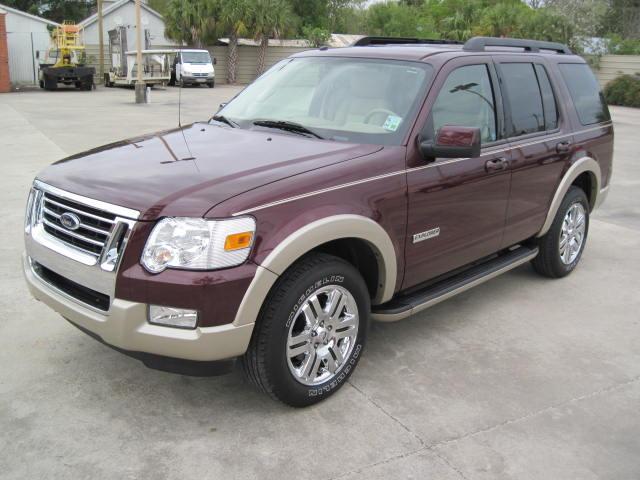 Photo of 2008 Ford Explorer