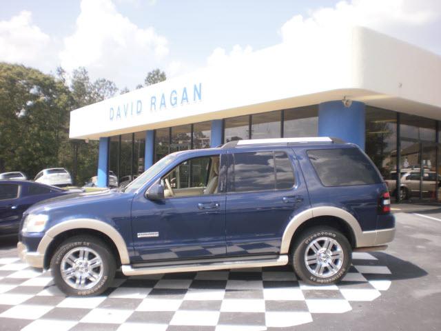 Photo of 2006 Ford Explorer