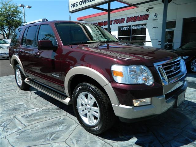 Photo of 2006 Ford Explorer