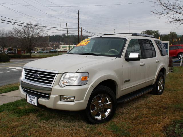 Photo of 2006 Ford Explorer