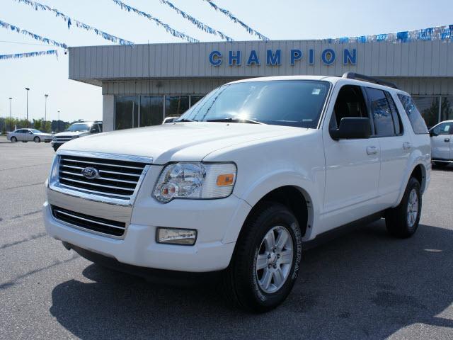 Photo of 2010 Ford Explorer