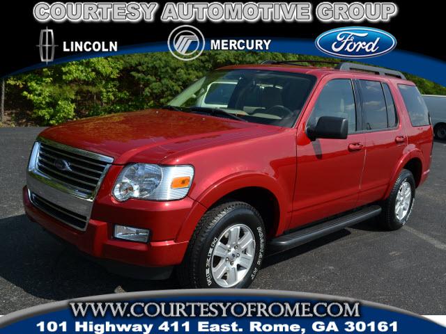 Photo of 2010 Ford Explorer