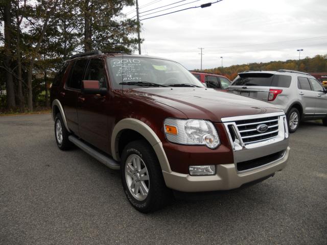 Photo of 2010 Ford Explorer