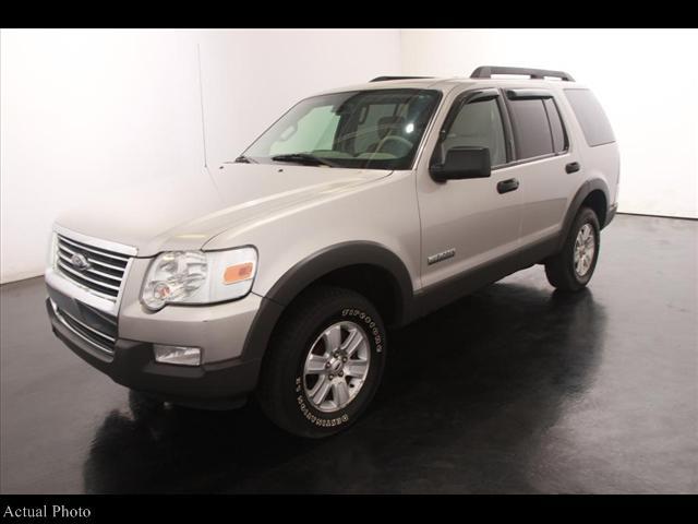 Photo of 2006 Ford Explorer