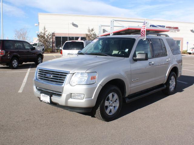 Photo of 2008 Ford Explorer