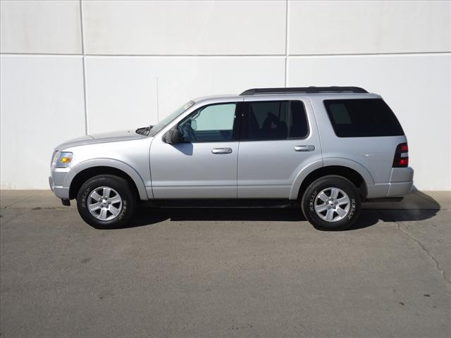 Photo of 2009 Ford Explorer