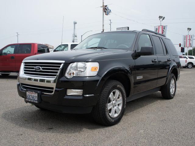 Photo of 2008 Ford Explorer