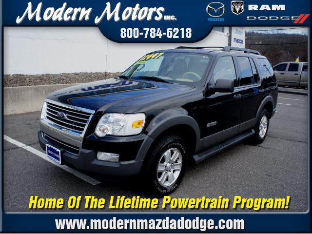 Photo of 2006 Ford Explorer