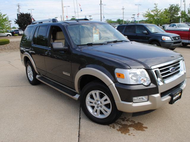 Photo of 2006 Ford Explorer
