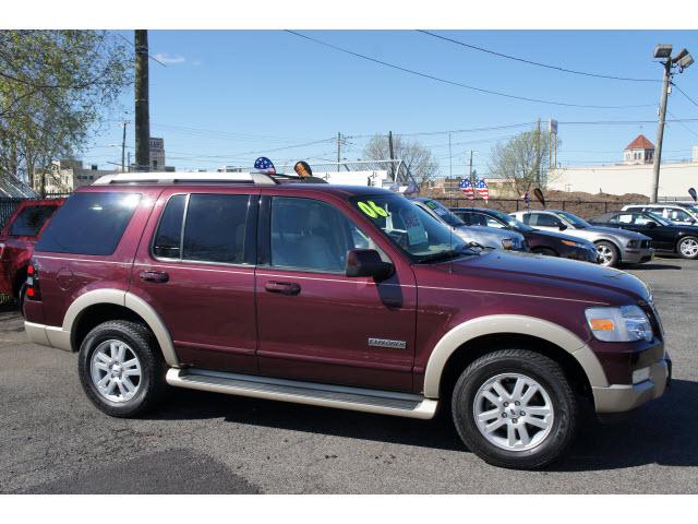 Photo of 2006 Ford Explorer