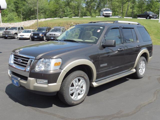 Photo of 2006 Ford Explorer