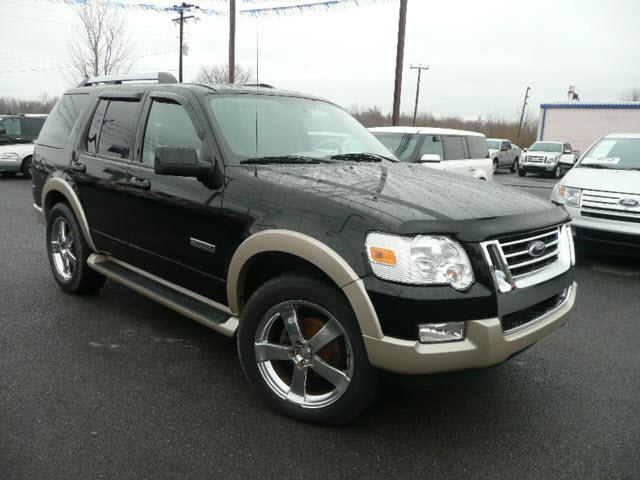 Photo of 2006 Ford Explorer