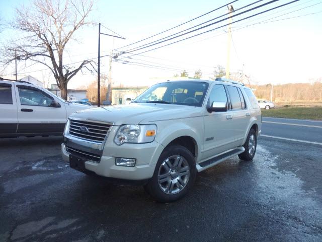 Photo of 2006 Ford Explorer